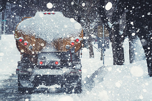 Truck,-Snowy-Streets-iStock-521995747